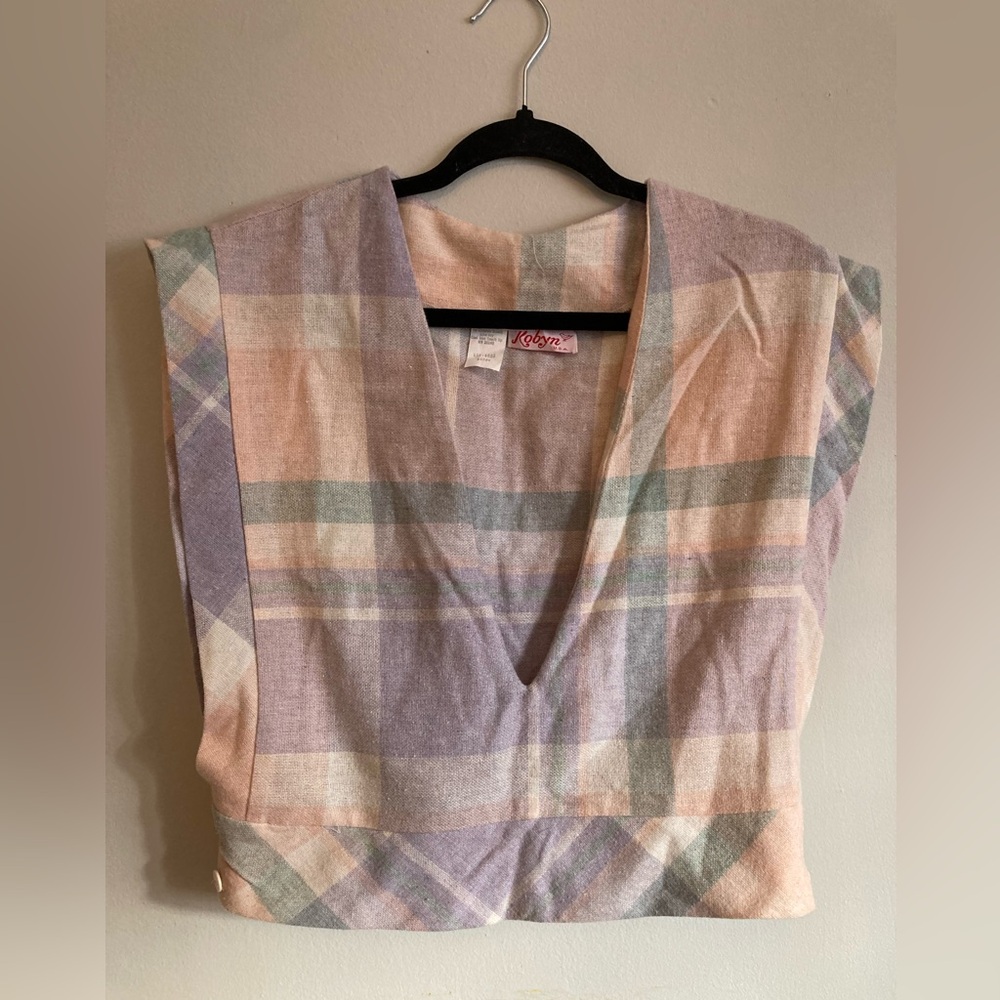 Wool plaid pink vest